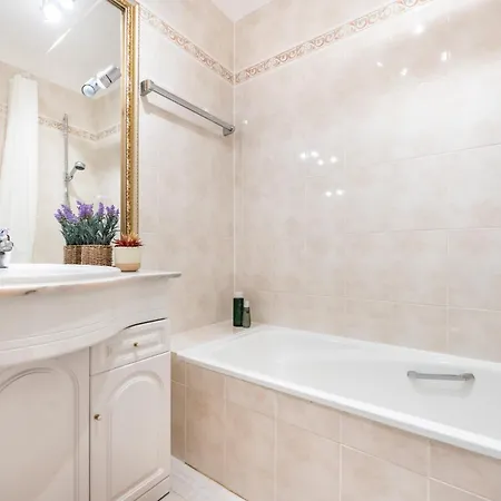 Casa Mona * Лагуш