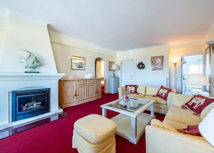 Casa Mona * 라고스